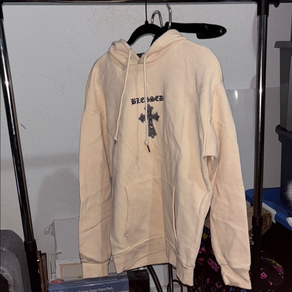 Forever 21 Cream Sweatshirt Casual Comfort
